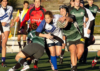 Rugby player getting tackled